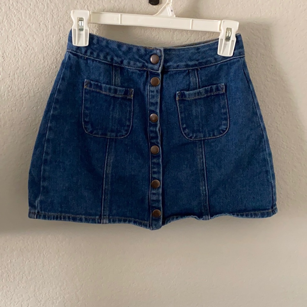 Brandy Melville skirt